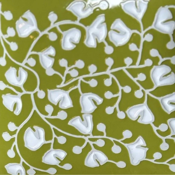 Crate & Barrel 3 Piece Akemi Floral Serving Set - Picture 4 of 16